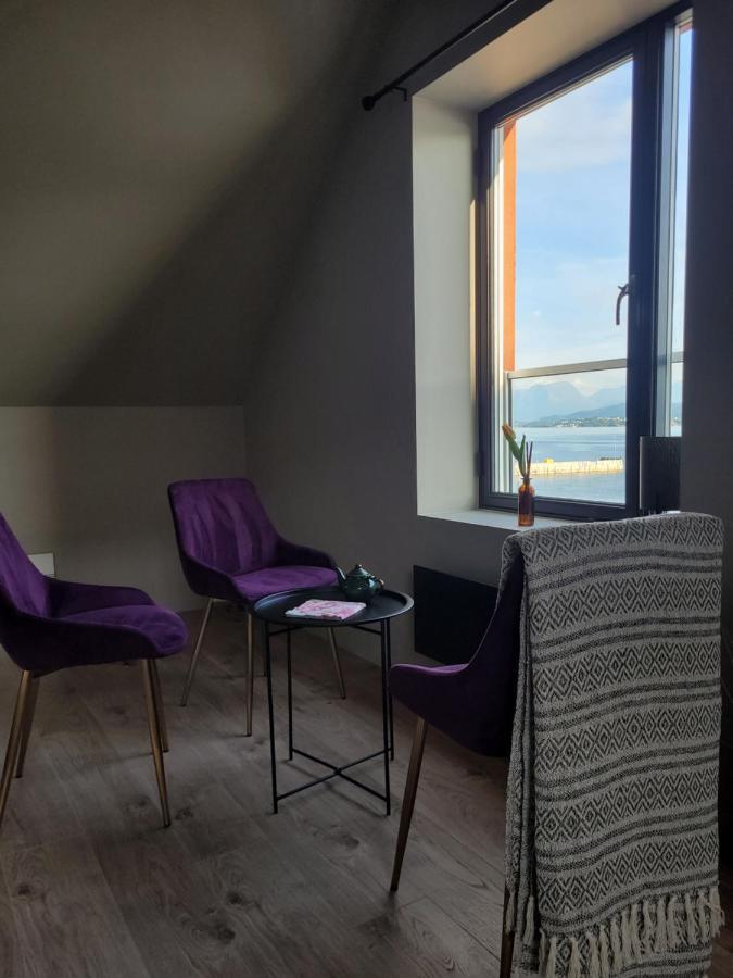 Single Elegant Room I Sentrum- Sea View Alesund Luaran gambar